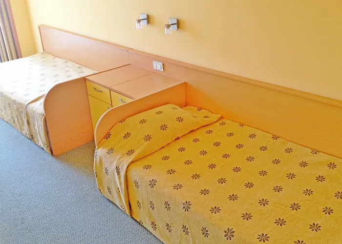 Kalofer 3* Napospart